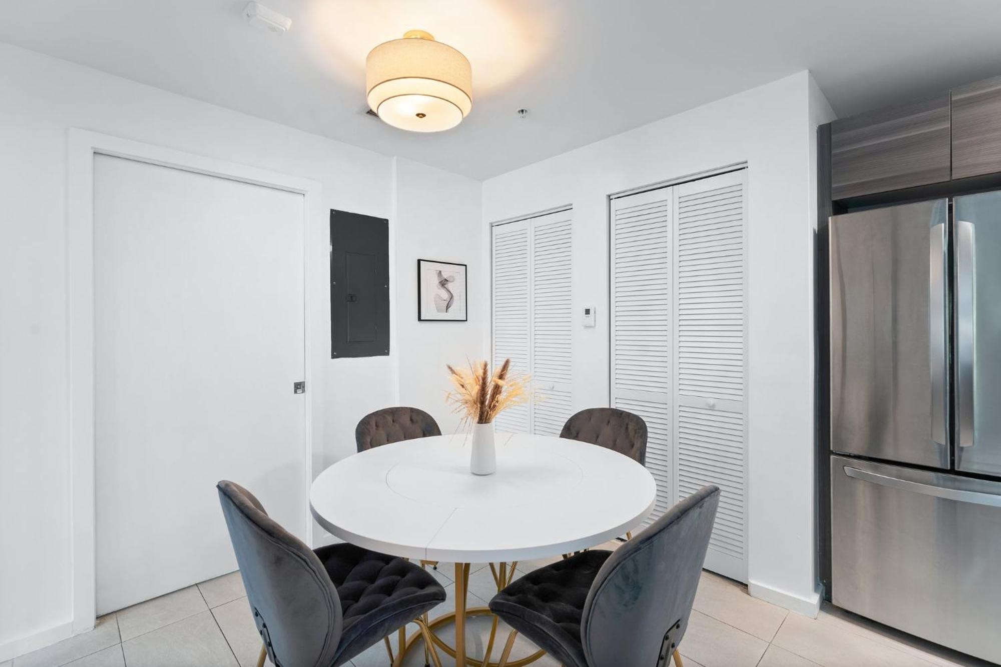 Modern Apartment In Edgewater Miami Camera foto